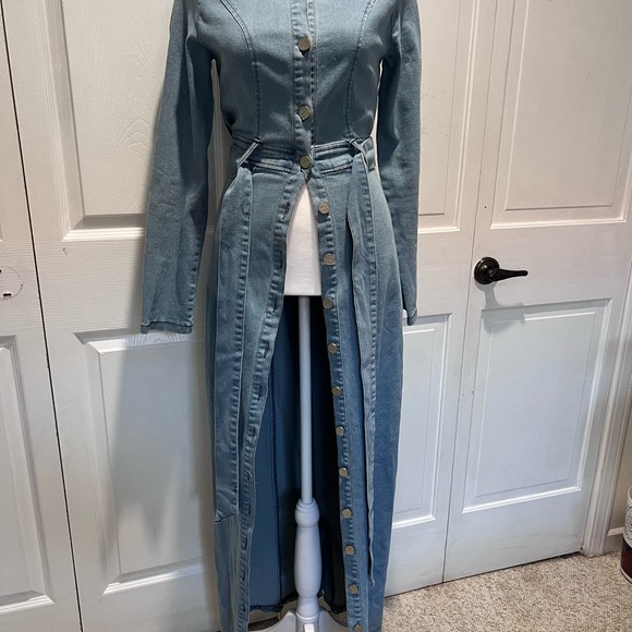 Fashion Nova Light Blue Denim maxi dress - Picture 1 of 4